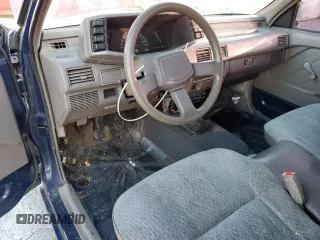 1995 Isuzu Pickup S z VIN JAACL11L1S7210899, wystawiony jako Copart lot #83460954 z przebiegiem 192 099 mil mil oraz Szkody całkowita. Historia ofert i sprzedaży dostępna na DreamBid. Obrazek 8.