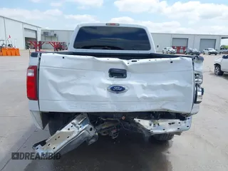 2015 Ford F-250 Lariat с VIN 1FT7W2BT8FED53484, выставлен на аукционе IAAI как лот 42205827 с пробегом 260 598 миль миль и . История ставок и продаж доступна на DreamBid. Изображение 17.