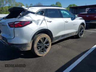 2020 Chevrolet Blazer RS z VIN 3GNKBERS0LS723324, wystawiony jako IAAI lot #42000068 z przebiegiem 59 433 mil mil oraz . Historia ofert i sprzedaży dostępna na DreamBid. Obrazek 4.