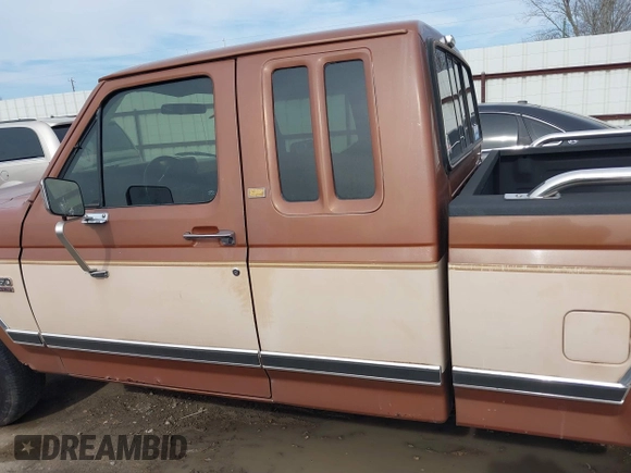 1986 Ford F-150 with VIN 1FTEX15N3GKB36066, listed as a IAAI auction lot 41217069 with 1 mi miles. Bid and sale history available at carsss.com. Image 14.
