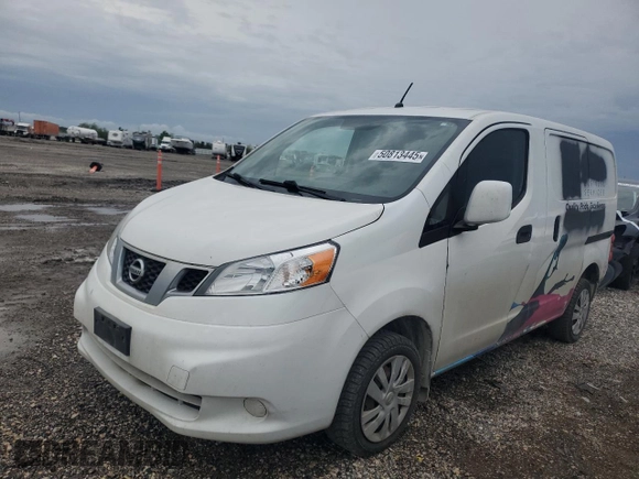 2017 Nissan NV200 SV z VIN 3N6CM0KN6HK694513, wystawiony jako Copart lot #50813445 z przebiegiem 183 545 mil mil oraz Szkoda całkowita • Salvage title. Historia ofert i sprzedaży dostępna na DreamBid. Obrazek 1.
