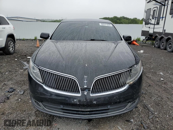 2015 Lincoln MKS z VIN 1LNHL9DK1FG601889, wystawiony jako Copart lot #60241635 z przebiegiem 249 283 mil mil oraz Czysty tytuł • Clean title. Historia ofert i sprzedaży dostępna na DreamBid. Obrazek 5.