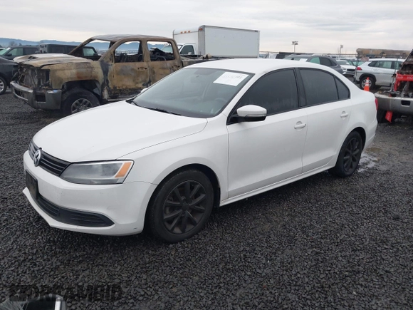 2012 Volkswagen Jetta SE with VIN 3VWDX7AJ2CM356378, listed as a IAAI auction lot 41145401 with 132,301 mi miles and . Bid and sale history available at DreamBid. Image 2.