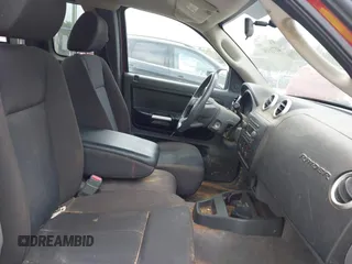 2007 Mitsubishi Raider LS with VIN 1Z7HC22K07S174058, listed as a IAAI auction lot 41716150 with 142,016 mi miles. Bid and sale history available at carsss.com. Image 5.