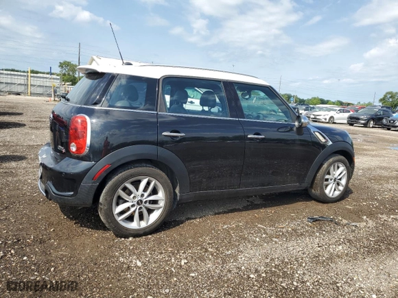 2012 MINI Cooper Countryman S with VIN WMWZC3C52CWL88094, listed as a Copart auction lot 61855754 with 144,771 mi miles and Salvage Title. Bid and sale history available at carsss.com. Image 3.