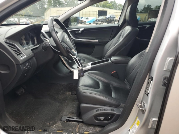 2016 Volvo XC60 T5 Drive-E Premier with VIN YV440MDK5G2784966, listed as a Copart auction lot 73391854 with 90,850 mi miles and Salvage Title. Bid and sale history available at carsss.com. Image 7.