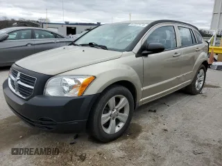 2010 Dodge Caliber SXT z VIN 1B3CB4HA0AD575965, wystawiony jako Copart lot #87237974 z przebiegiem 147 689 mil mil oraz Czysty tytuł • Clean title. Historia ofert i sprzedaży dostępna na DreamBid. Obrazek 1.