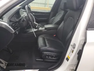 2017 BMW X5 xDrive35i z VIN 5UXKR0C52H0V65219, wystawiony jako Copart lot #53722215 z przebiegiem 97 039 mil mil oraz Szkoda całkowita • Salvage title. Historia ofert i sprzedaży dostępna na DreamBid. Obrazek 7.