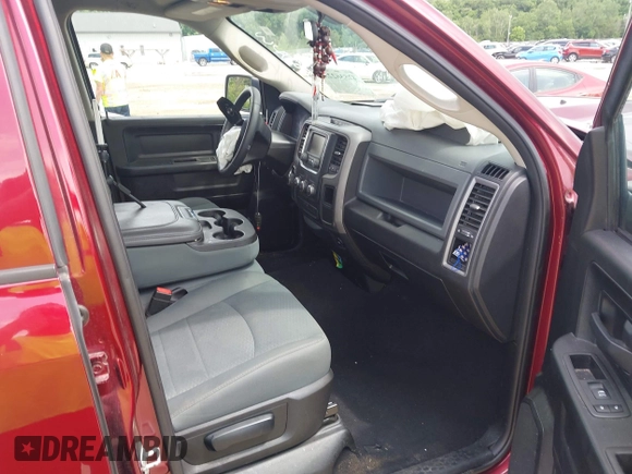 2018 Ram 1500 Express с VIN 1C6RR7FG7JS326885, выставлен на аукционе IAAI как лот 42536223 с пробегом 72 345 миль миль и . История ставок и продаж доступна на DreamBid. Изображение 5.