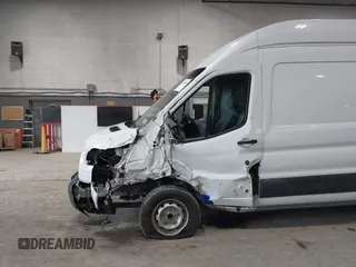 2015 Ford Transit z VIN 1FTSW3XMXFKB06129, wystawiony jako IAAI lot #42284690 z przebiegiem 198 236 mil mil oraz . Historia ofert i sprzedaży dostępna na DreamBid. Obrazek 6.