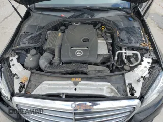 2016 Mercedes-Benz C 300 z VIN 55SWF4JBXGU172322, wystawiony jako Copart lot #41702295 z przebiegiem 131 977 mil mil oraz Szkoda całkowita • Salvage title. Historia ofert i sprzedaży dostępna na DreamBid. Obrazek 12.