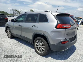 2017 Jeep Cherokee Limited with VIN 1C4PJLDB2HD214694, listed as a Copart auction lot 58912575 with 152,987 mi miles and Clean title. Bid and sale history available at DreamBid. Image 2.