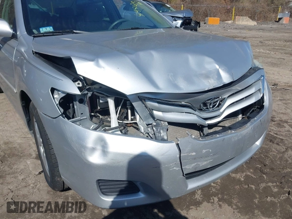 2011 Toyota Camry LE with VIN 4T1BF3EK4BU658432, listed as a IAAI auction lot 41950292 with 92,959 mi miles and . Bid and sale history available at carsss.com. Image 6.