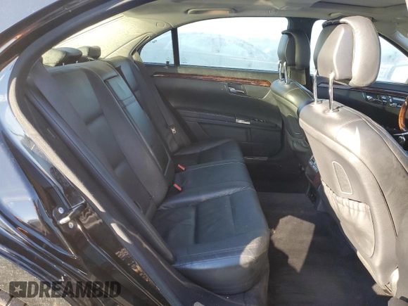 2010 Mercedes-Benz S 400 with VIN WDDNG9FB8AA305648, listed as a Copart auction lot 87004294 with 135,981 mi miles and Clean Title. Bid and sale history available at DreamBid. Image 10.