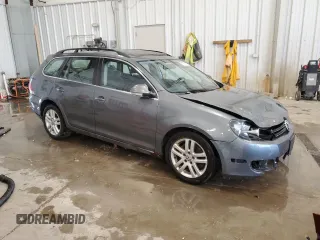 2010 Volkswagen Jetta with VIN 3VWTL8AJXAM660326, listed as a Copart auction lot 57861165 with 272,518 mi miles and Non repairable. Bid and sale history available at DreamBid. Image 4.