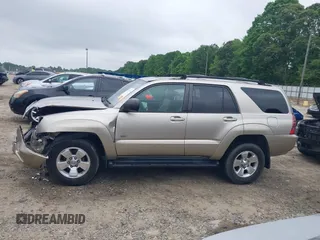 2005 Toyota 4Runner SR5 z VIN JTEZU14R750050925, wystawiony jako IAAI lot #42146923 z przebiegiem 188 328 mil mil oraz . Historia ofert i sprzedaży dostępna na DreamBid. Obrazek 14.