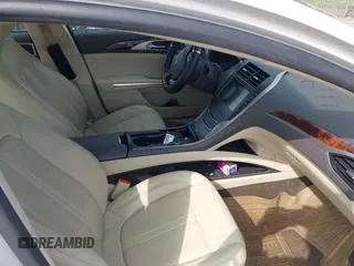 2015 Lincoln MKZ с VIN 3LN6L2G96FR615416, выставлен на аукционе IAAI как лот 41962610 с пробегом 61 265 миль миль и . История ставок и продаж доступна на DreamBid. Изображение 5.