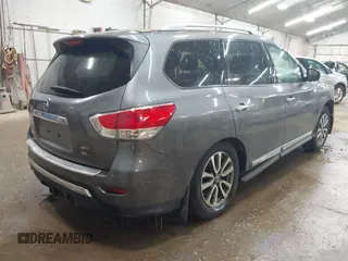 2015 Nissan Pathfinder SL with VIN 5N1AR2MM3FC642198, listed as a IAAI auction lot 42462300 with 191,328 mi miles and . Bid and sale history available at DreamBid. Image 4.