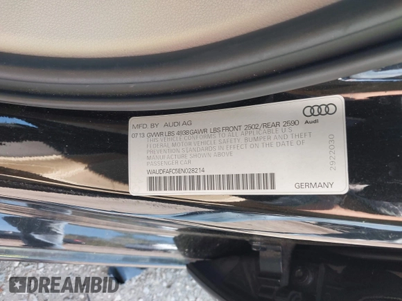 2014 Audi A6 2.0T Premium Plus with VIN WAUDFAFC5EN028214, listed as a IAAI auction lot 41784341 with 178,289 mi miles. Bid and sale history available at carsss.com. Image 9.