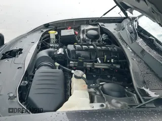 2020 Dodge Charger Police z VIN 2C3CDXKT1LH127507, wystawiony jako IAAI lot #42608659 z przebiegiem 137 391 mil mil oraz . Historia ofert i sprzedaży dostępna na DreamBid. Obrazek 19.