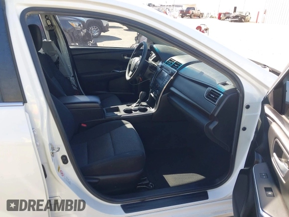 2015 Toyota Camry XLE with VIN 4T4BF1FK7FR465495, listed as a IAAI auction lot 41684622 with 126,543 mi miles and . Bid and sale history available at carsss.com. Image 4.