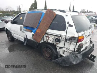 2000 Toyota Sienna LE z VIN 4T3ZF13C5YU248821, wystawiony jako IAAI lot #41782865 z przebiegiem Nie podano mil oraz . Historia ofert i sprzedaży dostępna na DreamBid. Obrazek 15.