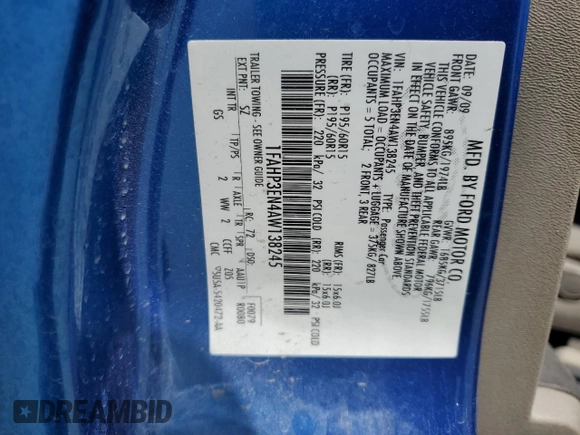 2010 Ford Focus S z VIN 1FAHP3EN4AW138245, wystawiony jako Copart lot #55162365 z przebiegiem 141 703 mil mil oraz Szkody całkowita. Historia ofert i sprzedaży dostępna na DreamBid. Obrazek 12.