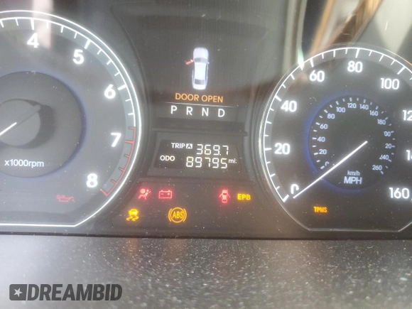 2011 Hyundai Equus Signature with VIN KMHGH4JF0BU029412, listed as a Copart auction lot 51437125 with 89,795 mi miles and Salvage title. Bid and sale history available at DreamBid. Image 9.