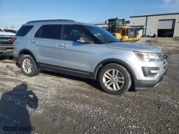 2016 Ford Explorer XLT with VIN 1FM5K7D83GGA33855, listed as a Copart auction lot 46452165 with 173,008 mi miles and Salvage Title. Bid and sale history available at carsss.com. Image 4.