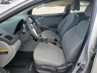 2017 Hyundai Accent SE z VIN KMHCT4AE8HU269482, wystawiony jako Copart lot #55582095 z przebiegiem 23 736 mil mil oraz Szkoda całkowita • Salvage title. Historia ofert i sprzedaży dostępna na DreamBid. Obrazek 7.