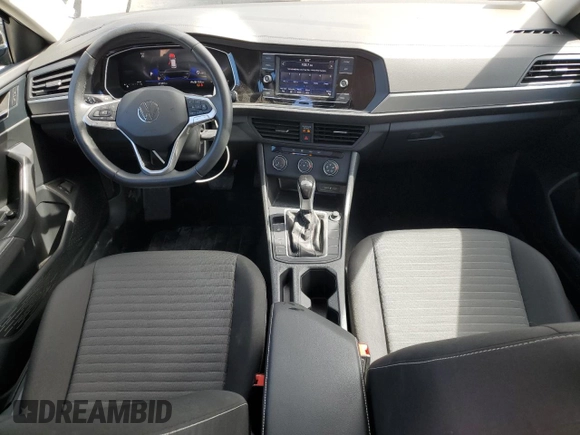 2024 Volkswagen Jetta S with VIN 3VW5M7BU4RM075715, listed as a Copart auction lot 62886015 with 21,207 mi miles and Clean title. Bid and sale history available at DreamBid. Image 8.