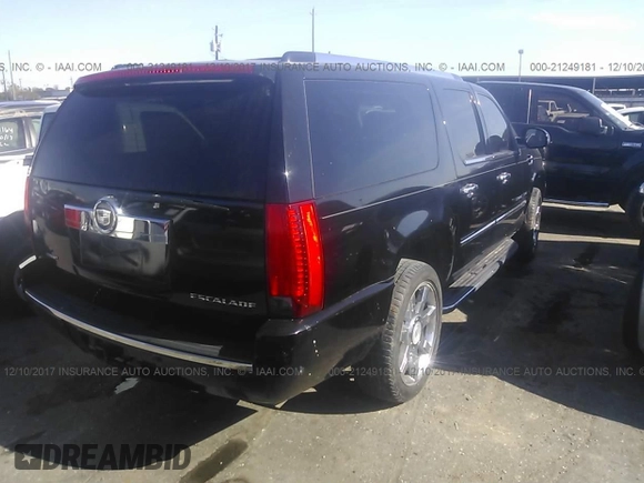 2008 Cadillac Escalade ESV with VIN 1GYFK66808R258234, listed as a IAAI auction lot 21249181 with 1 mi miles. Bid and sale history available at carsss.com. Image 4.