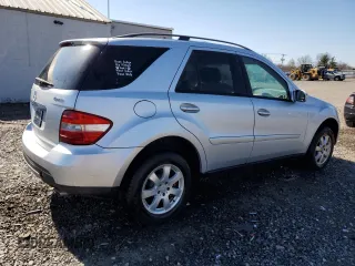 2006 Mercedes-Benz M 350 with VIN 4JGBB86E46A092409, listed as a Copart auction lot 48566945 with 139,780 mi miles and Salvage Title. Bid and sale history available at DreamBid. Image 3.