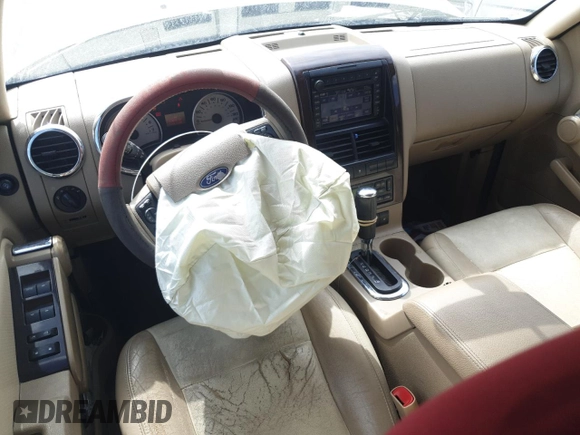 2007 Ford Explorer Limited с VIN 1FMEU65817UB33389, выставлен на аукционе Copart как лот 57693935 с пробегом 143 537 миль миль и Списание • Salvage title. История ставок и продаж доступна на DreamBid. Изображение 8.