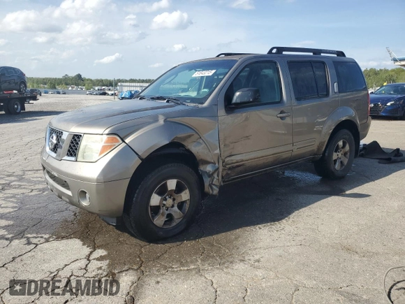 2006 Nissan Pathfinder SE z VIN 5N1AR18WX6C605168, wystawiony jako Copart lot #51843215 z przebiegiem 225 334 mil mil oraz Czysty tytuł • Clean title. Historia ofert i sprzedaży dostępna na DreamBid. Obrazek 1.