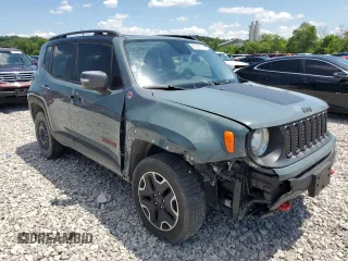 2016 Jeep Renegade Trailhawk with VIN ZACCJBCT7GPD39077, listed as a Copart auction lot 61267375 with 175,784 mi miles and Salvage title. Bid and sale history available at DreamBid. Image 4.