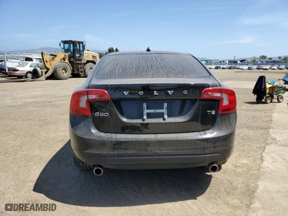 2013 Volvo S60 T5 Premier with VIN YV1612FS8D2211401, listed as a Copart auction lot 53580625 with 101,077 mi miles and Salvage Title. Bid and sale history available at carsss.com. Image 6.