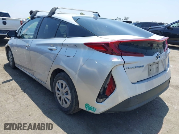 2017 Toyota Prius Plus with VIN JTDKARFP3H3018453, listed as a IAAI auction lot 42391330 with 145,289 mi miles and . Bid and sale history available at DreamBid. Image 3.