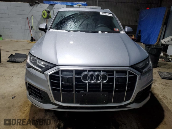 2020 Audi Q7 Premium Plus with VIN WA1LJAF71LD013450, listed as a Copart auction lot 44107015 with 74,335 mi miles and Salvage title. Bid and sale history available at DreamBid. Image 5.