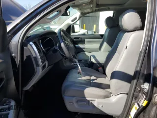 2019 Toyota Sequoia SR5 with VIN 5TDBY5G14KS165403, listed as a Copart auction lot 76483444 with 63,932 mi miles and Salvage Title. Bid and sale history available at carsss.com. Image 7.