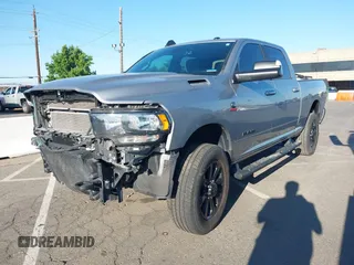 2020 Ram 2500 Big Horn with VIN 3C6UR5DL0LG282821, listed as a IAAI auction lot 42703919 with 55,160 mi miles and . Bid and sale history available at DreamBid. Image 18.