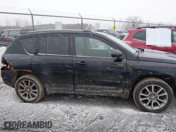 2016 Jeep Compass Sport z VIN 1C4NJDBB7GD658104, wystawiony jako IAAI lot #41674802 z przebiegiem 129 123 mil mil oraz . Historia ofert i sprzedaży dostępna na DreamBid. Obrazek 12.