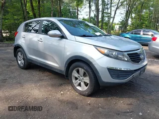 2012 Kia Sportage LX z VIN KNDPB3A2XC7334509, wystawiony jako IAAI lot #42441009 z przebiegiem 253 302 mil mil oraz . Historia ofert i sprzedaży dostępna na DreamBid. Obrazek 1.