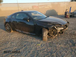 2023 Toyota GR86 with VIN JF1ZNBC12P8757685, listed as a Copart auction lot 79361734 with 25,285 mi miles and Salvage Title. Bid and sale history available at carsss.com. Image 4.
