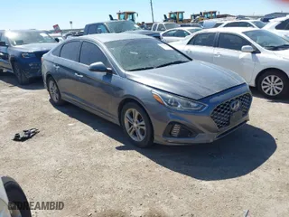 2019 Hyundai Sonata Sport with VIN 5NPE34AF8KH751764, listed as a IAAI auction lot 41751278 with 139,187 mi miles. Bid and sale history available at carsss.com. Image 1.