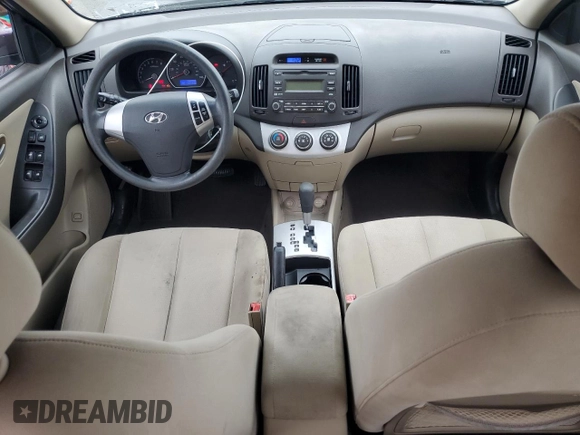 2009 Hyundai Elantra SE z VIN KMHDU46D89U784842, wystawiony jako Copart lot #61274075 z przebiegiem 182 433 mil mil oraz Szkoda całkowita • Salvage title. Historia ofert i sprzedaży dostępna na DreamBid. Obrazek 8.