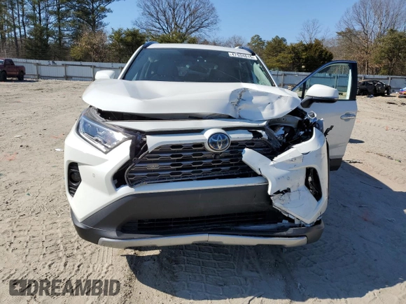 2020 Toyota RAV4 Hybrid Limited with VIN 2T3DWRFV9LW054985, listed as a Copart auction lot 47534815 with 32,939 mi miles and Salvage Title. Bid and sale history available at carsss.com. Image 5.