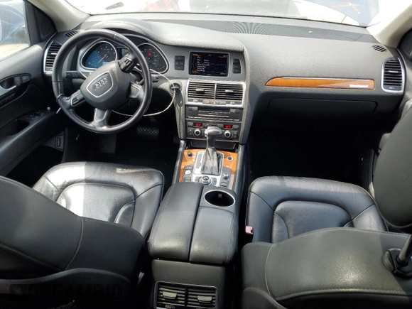 2014 Audi Q7 Premium Plus с VIN WA1LGAFE2ED010914, выставлен на аукционе Copart как лот 59791355 с пробегом 141 819 миль миль и Списание • Salvage title. История ставок и продаж доступна на DreamBid. Изображение 8.