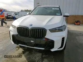2024 BMW X5 xDrive40i z VIN 5UX23EU05R9U48829, wystawiony jako Copart lot #49902435 z przebiegiem Nie podano mil oraz Szkody całkowita. Historia ofert i sprzedaży dostępna na DreamBid. Obrazek 13.