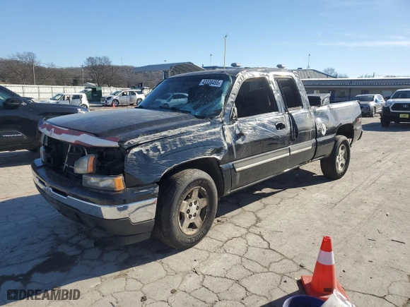2007 Chevrolet Silverado 1500 Classic LT1 with VIN 1GCEK19BX7Z107413, listed as a Copart auction lot 43338455 with 0 mi miles and Salvage Title. Bid and sale history available at carsss.com. Image 1.